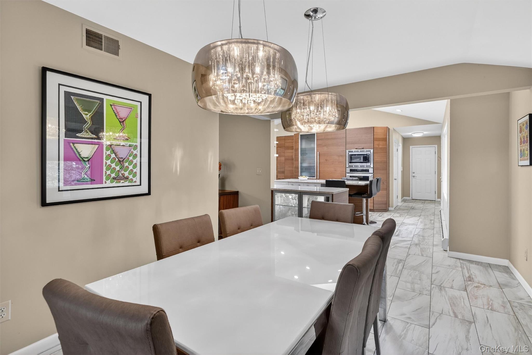 8 Augusta Court, New City, NY 10956