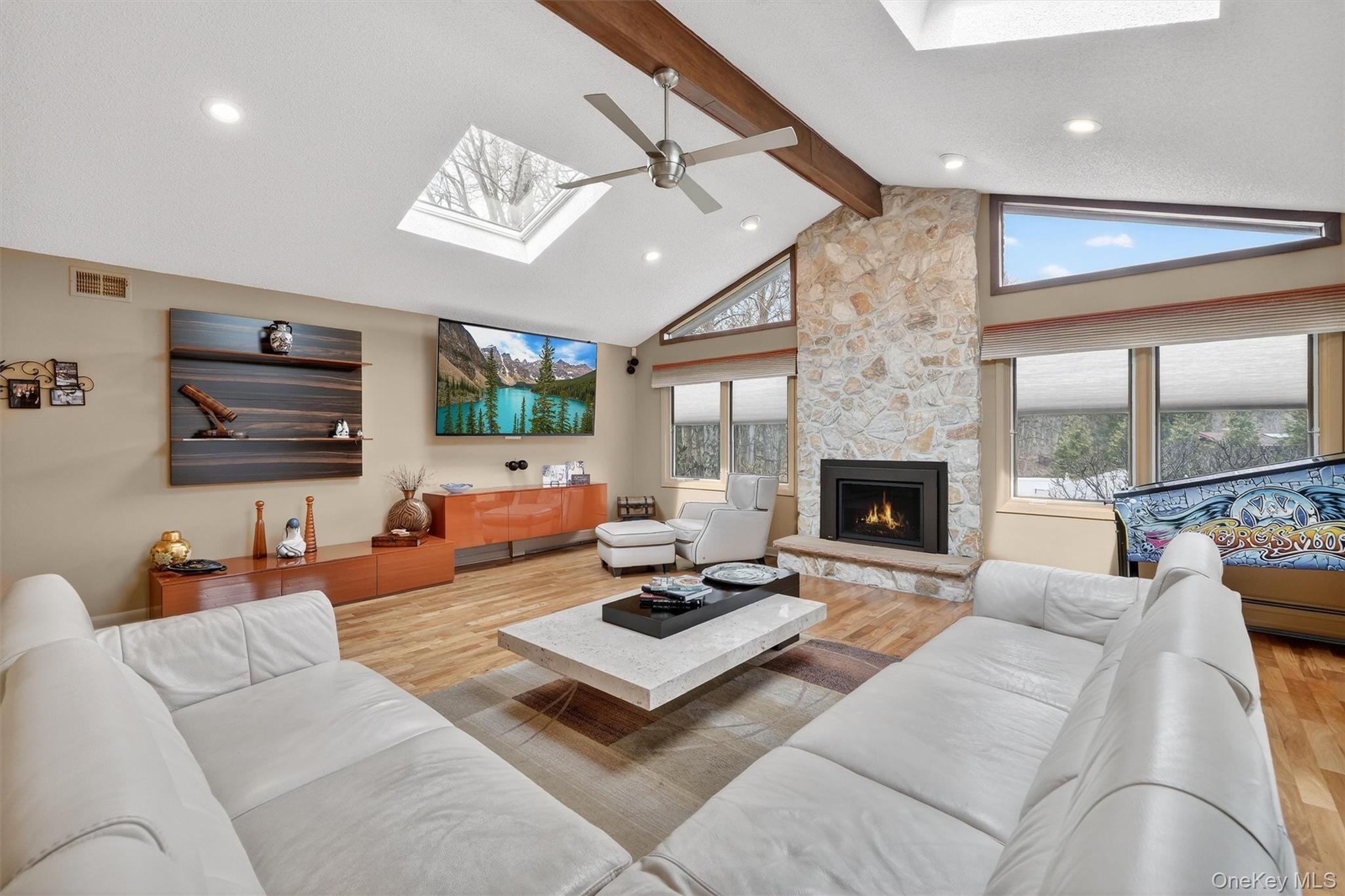 8 Augusta Court, New City, NY 10956