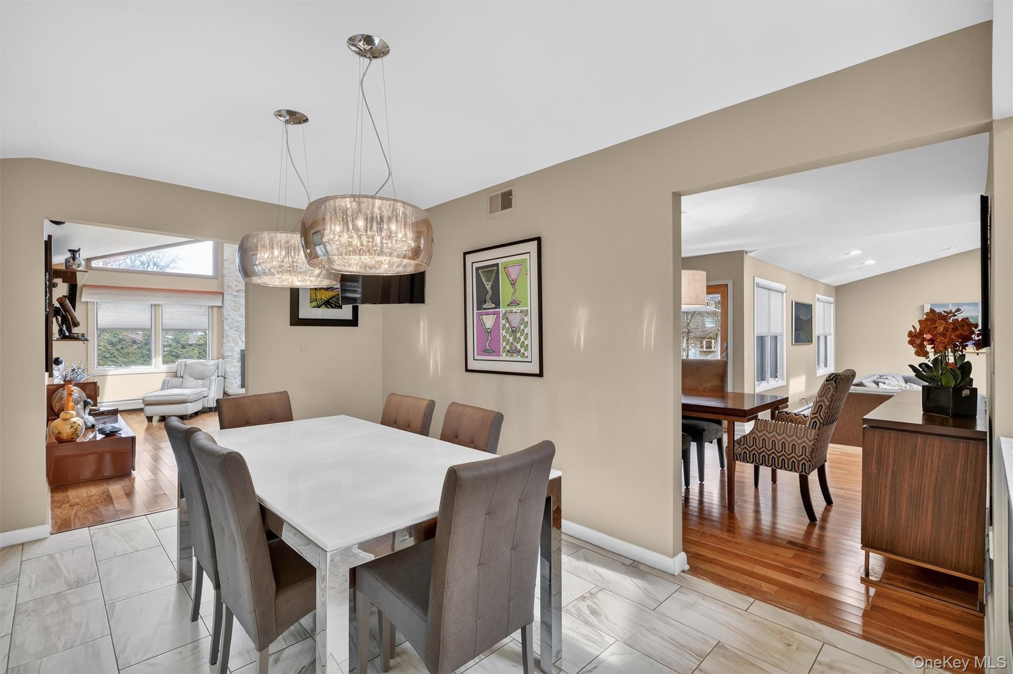 8 Augusta Court, New City, NY 10956