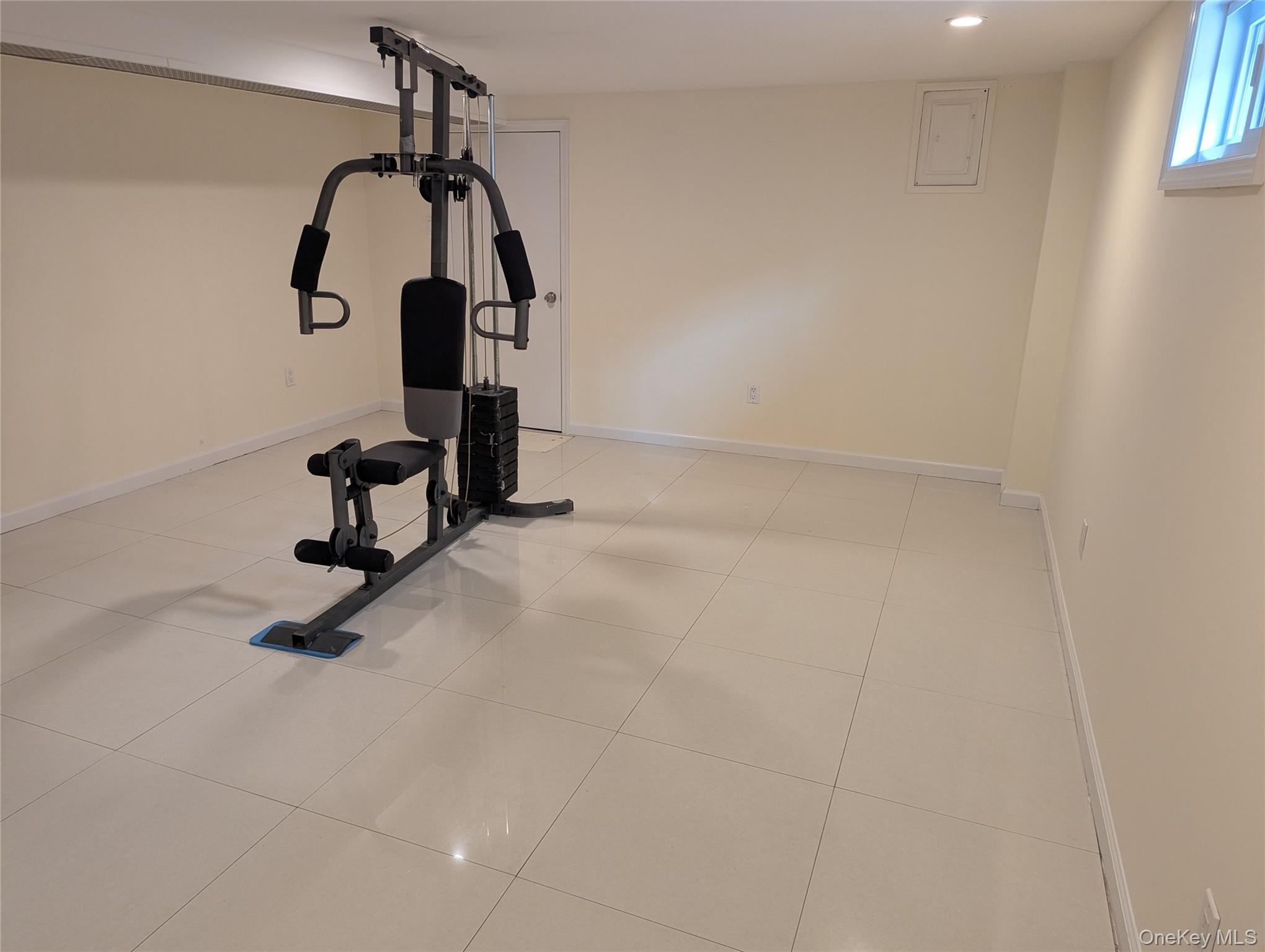 13710 64th Road, Flushing, NY 11367