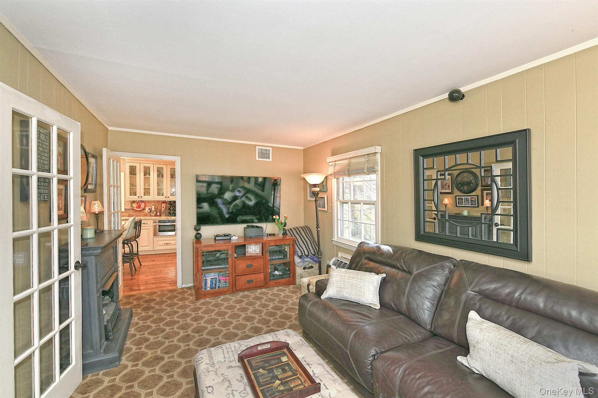 90 E 25th Street, Huntington Station, NY 11746