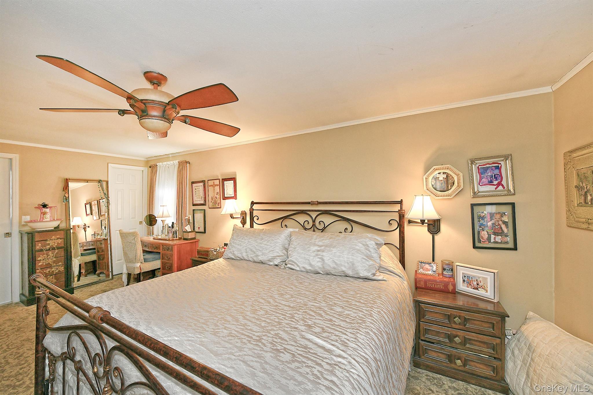 90 E 25th Street, Huntington Station, NY 11746