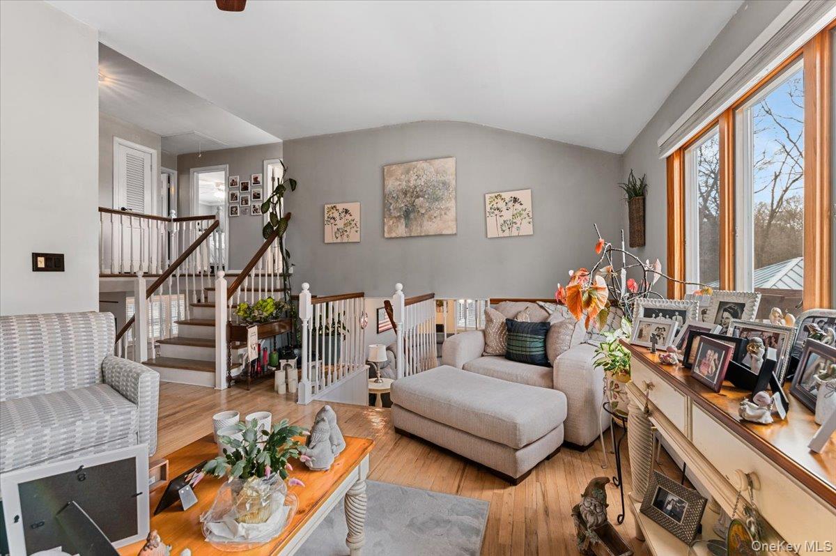 32 Branch Drive, Smithtown, NY 11787