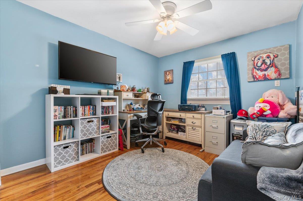 32 Branch Drive, Smithtown, NY 11787