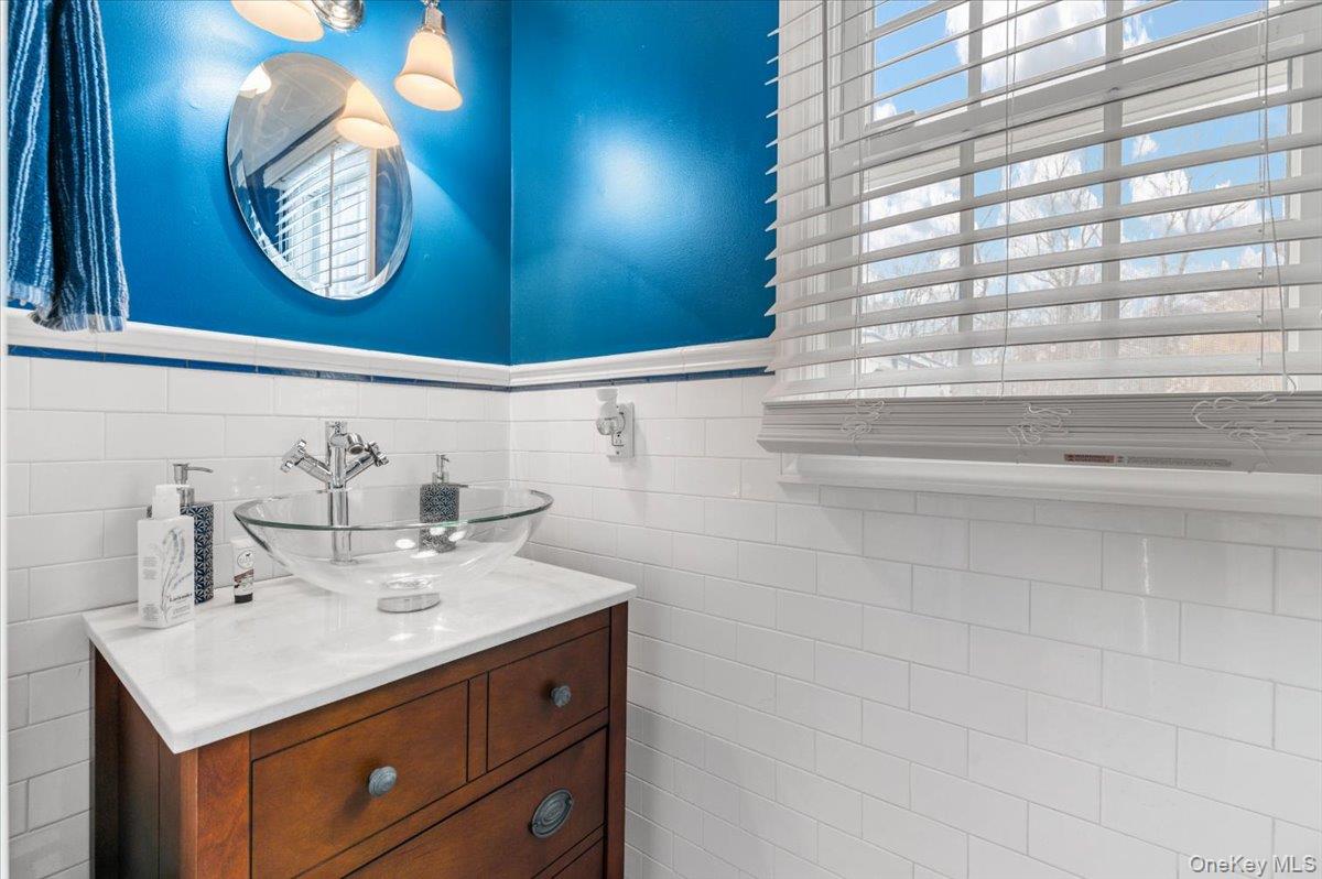 32 Branch Drive, Smithtown, NY 11787