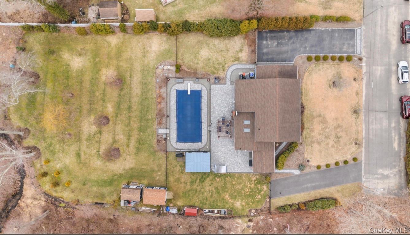 32 Branch Drive, Smithtown, NY 11787