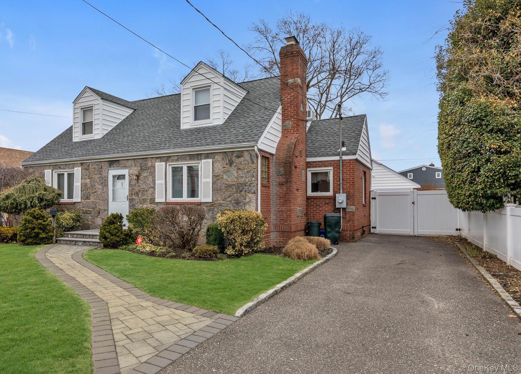 87 Powell Avenue, Merrick, NY 11566