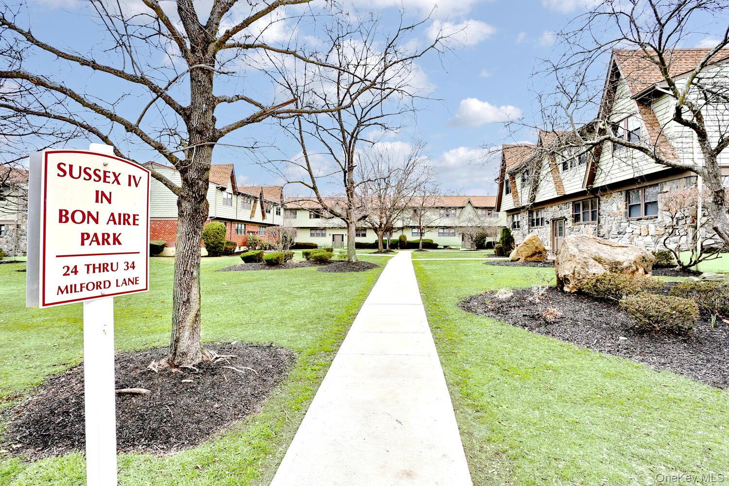 26 Milford Lane # F, Suffern, NY 10901