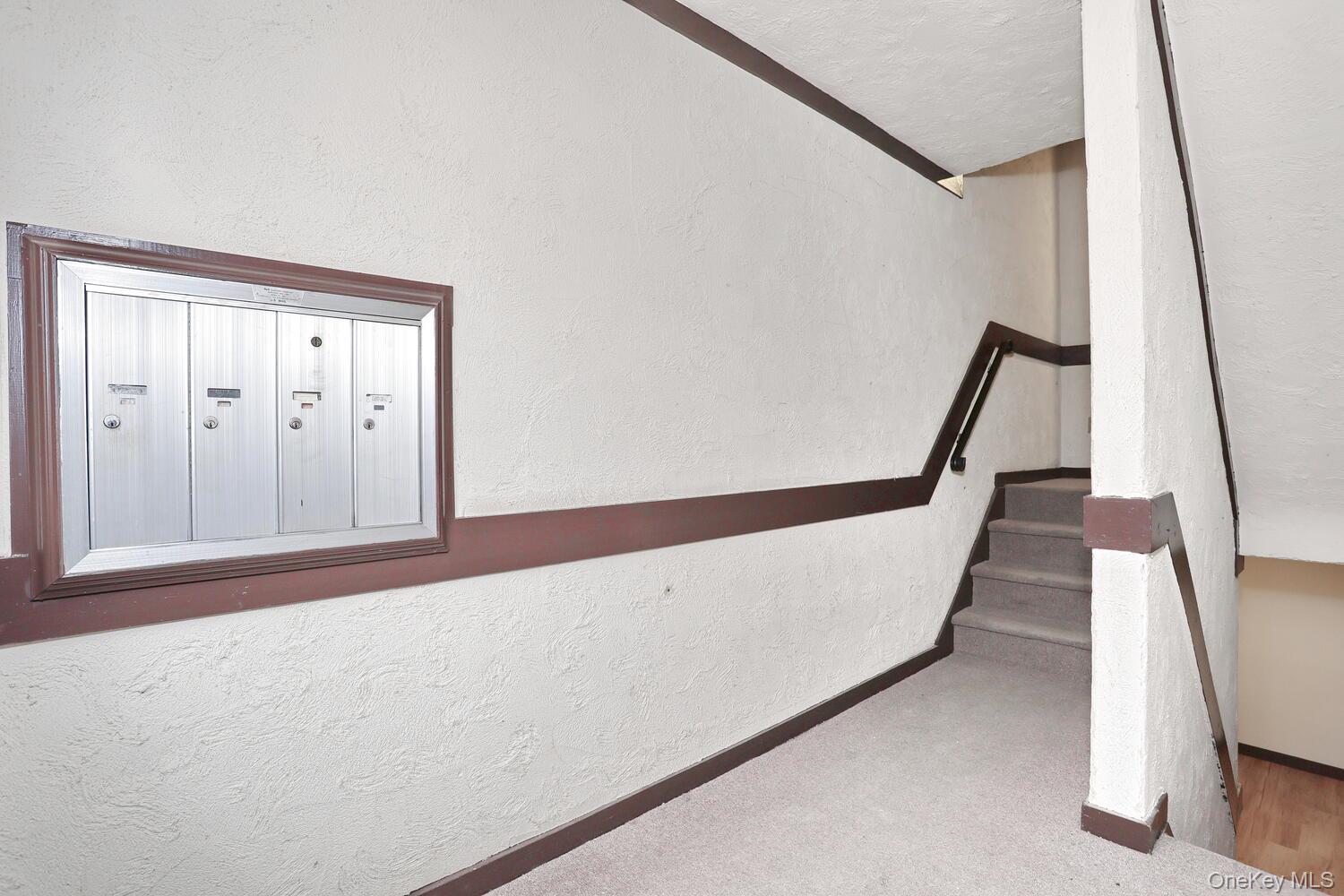 26 Milford Lane # F, Suffern, NY 10901