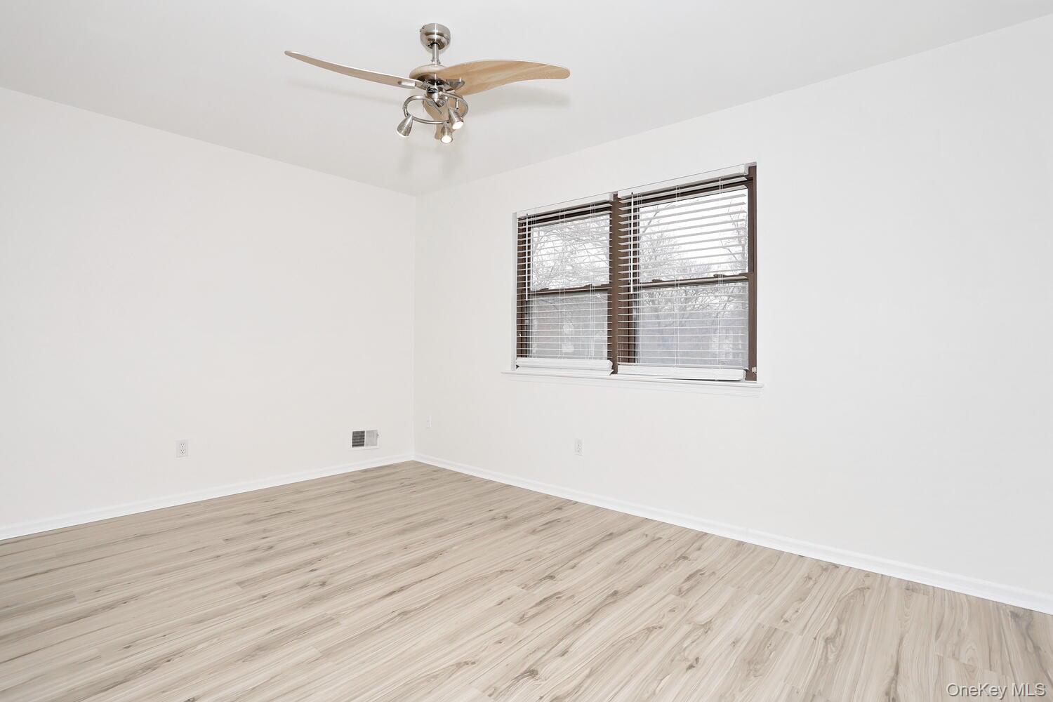 26 Milford Lane # F, Suffern, NY 10901