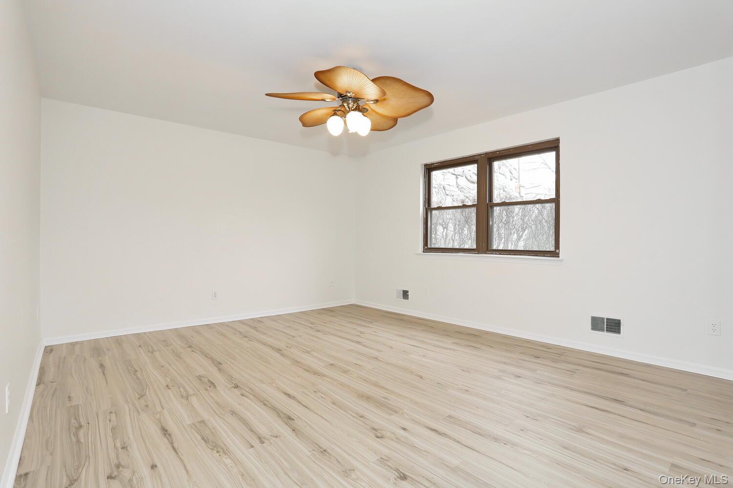 26 Milford Lane # F, Suffern, NY 10901