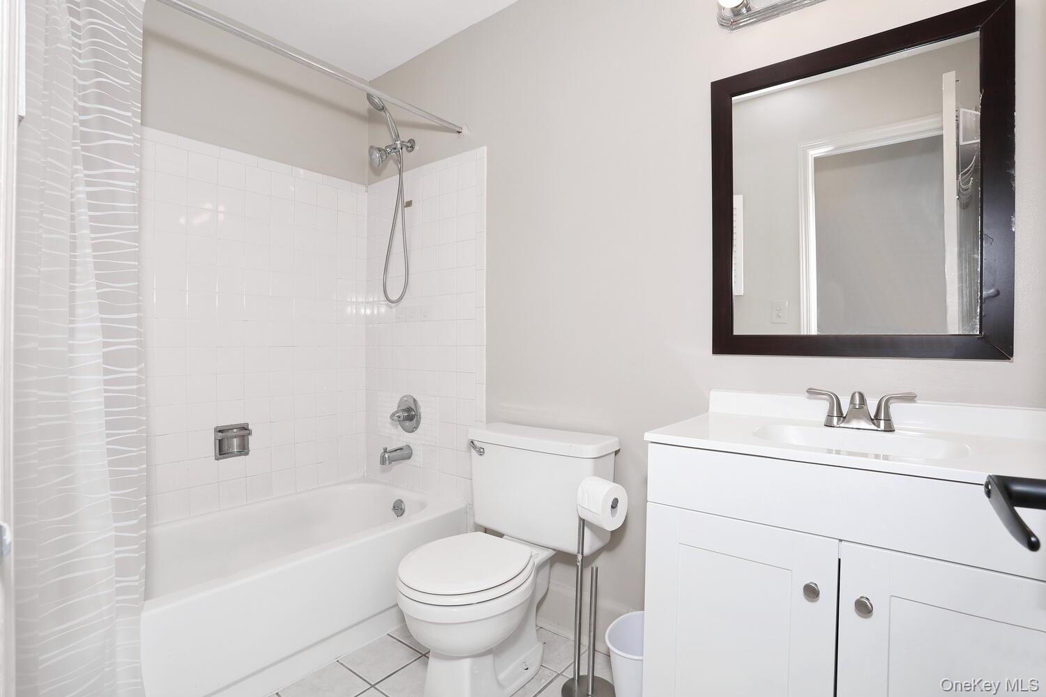 26 Milford Lane # F, Suffern, NY 10901