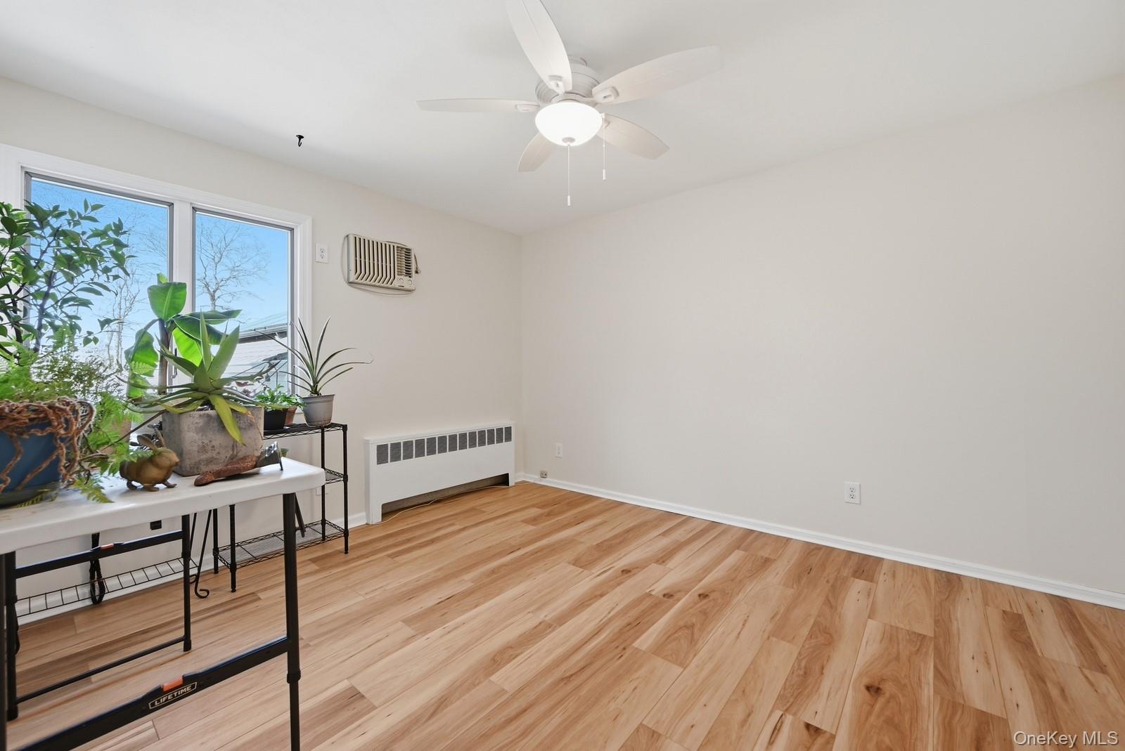 628 Peter Paul Drive, West Islip, NY 11795