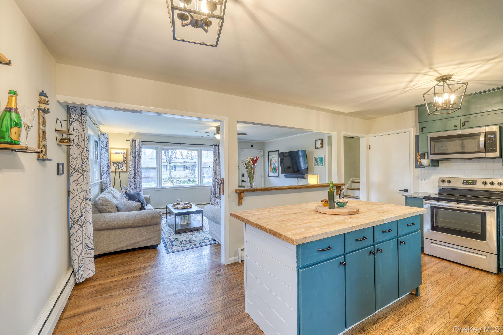 152 Sunrise Hill Road, Fishkill, NY 12524