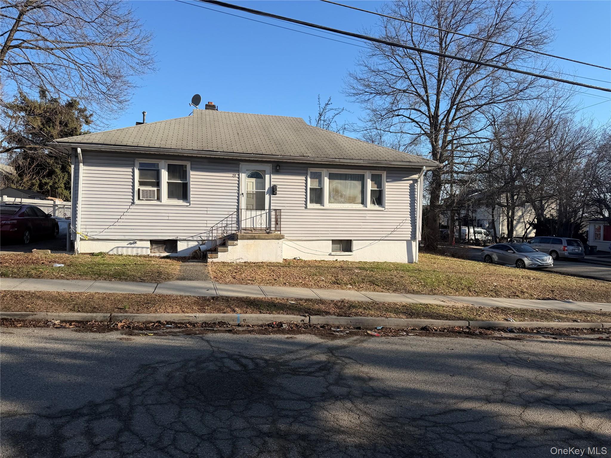 29 E Castle Avenue, Spring Valley, NY 10977