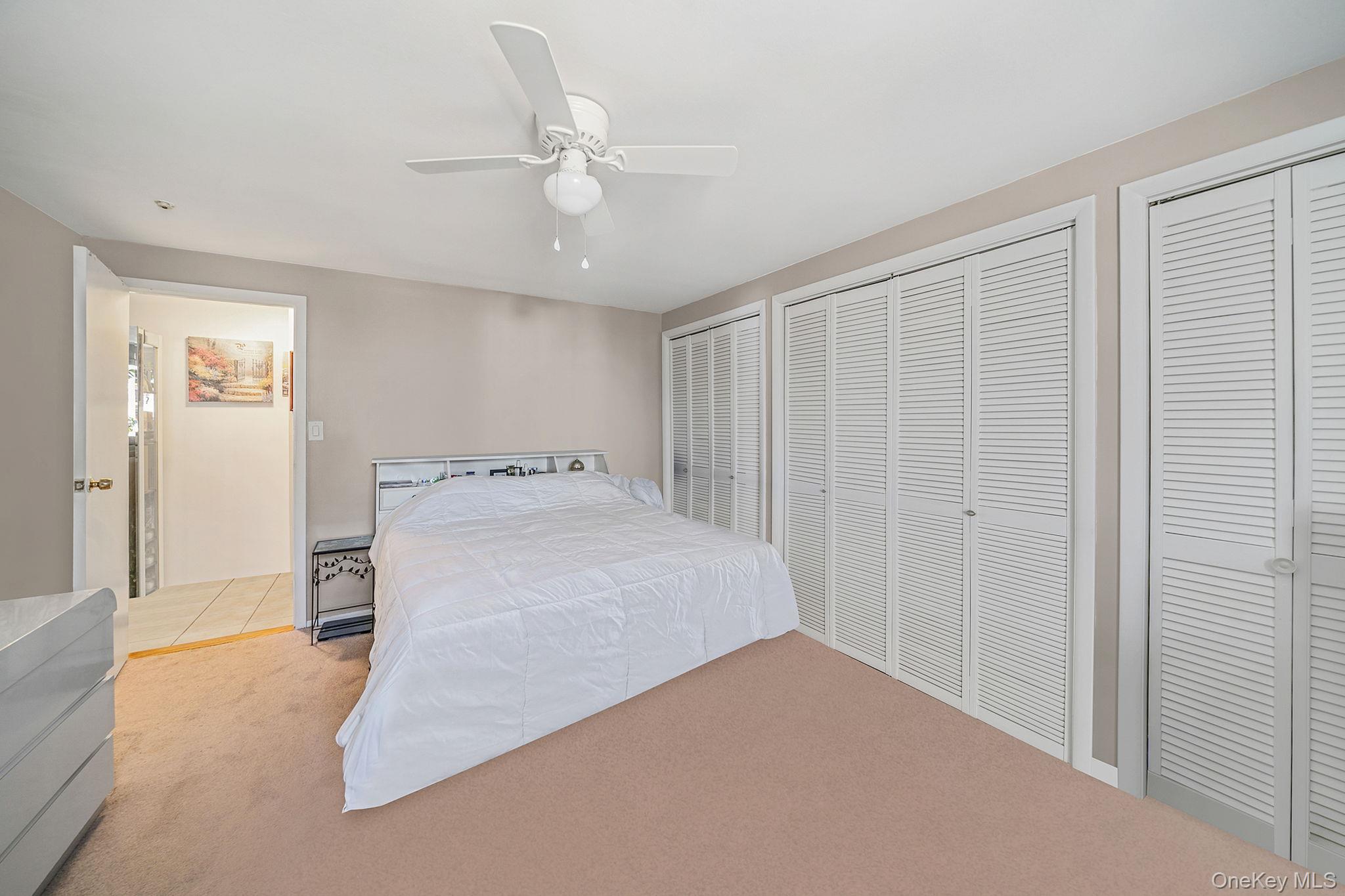 474 Daryl Drive, Medford, NY 11763