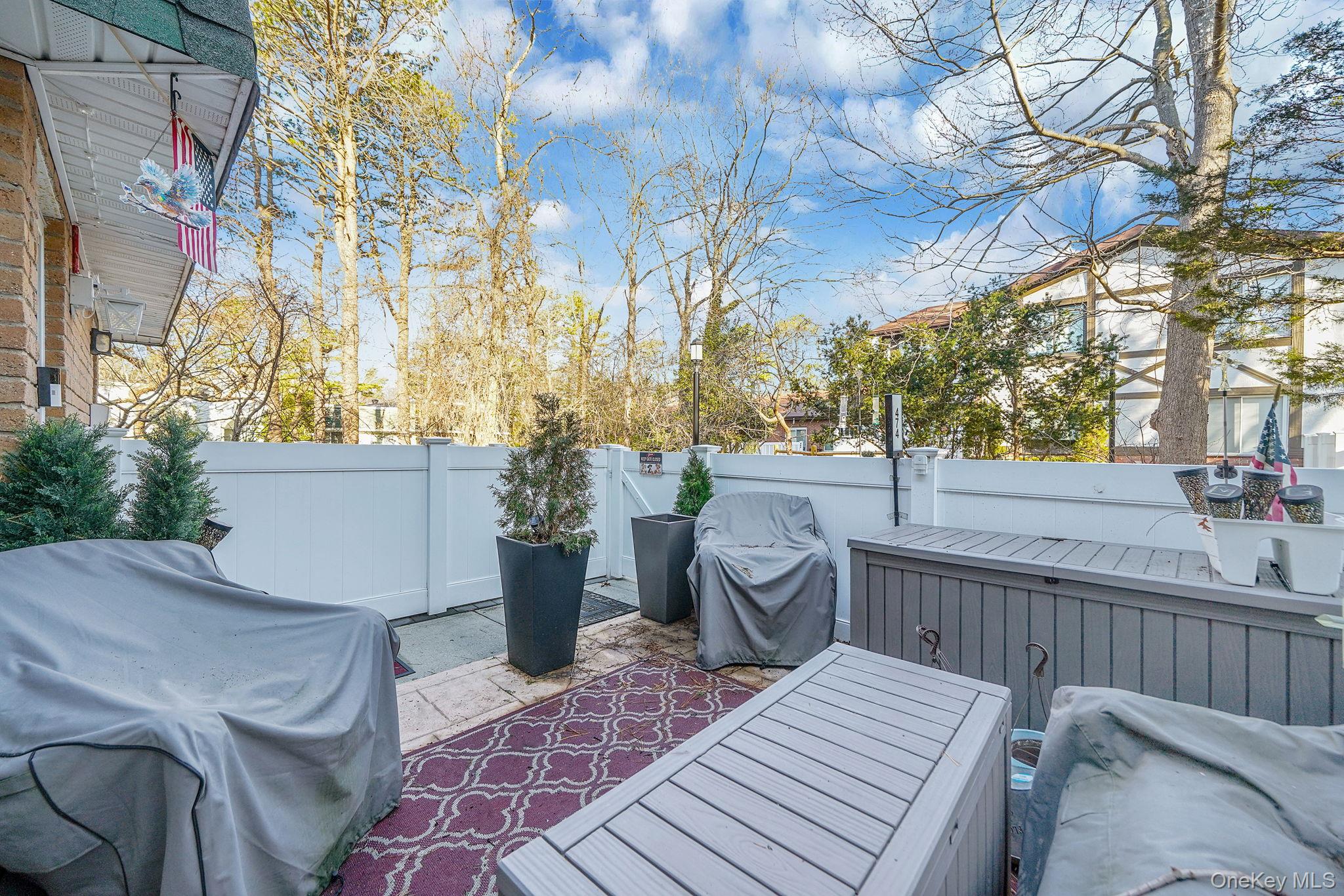 474 Daryl Drive, Medford, NY 11763