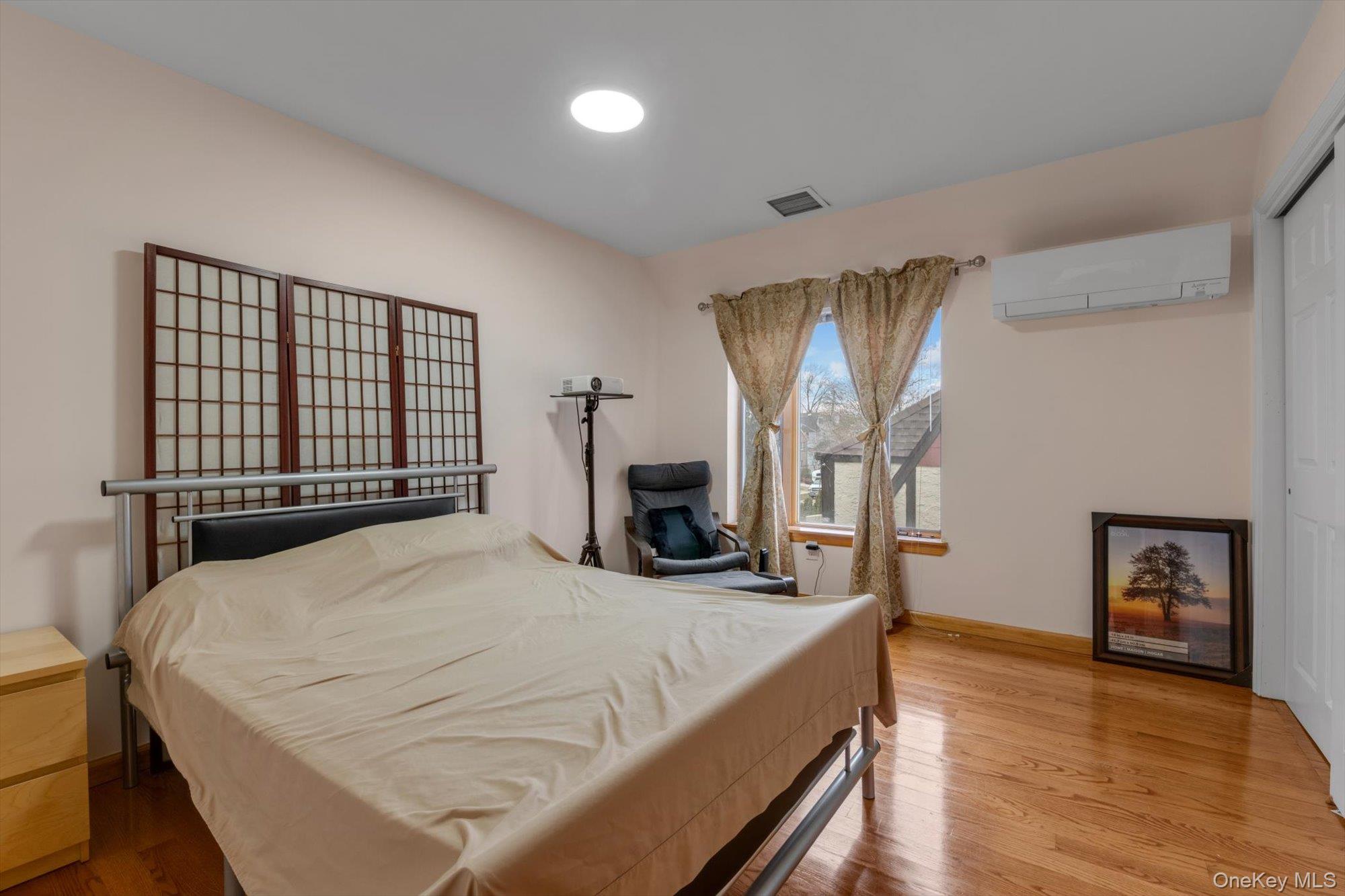 217-63 Corbett Road, Bayside, NY 11361