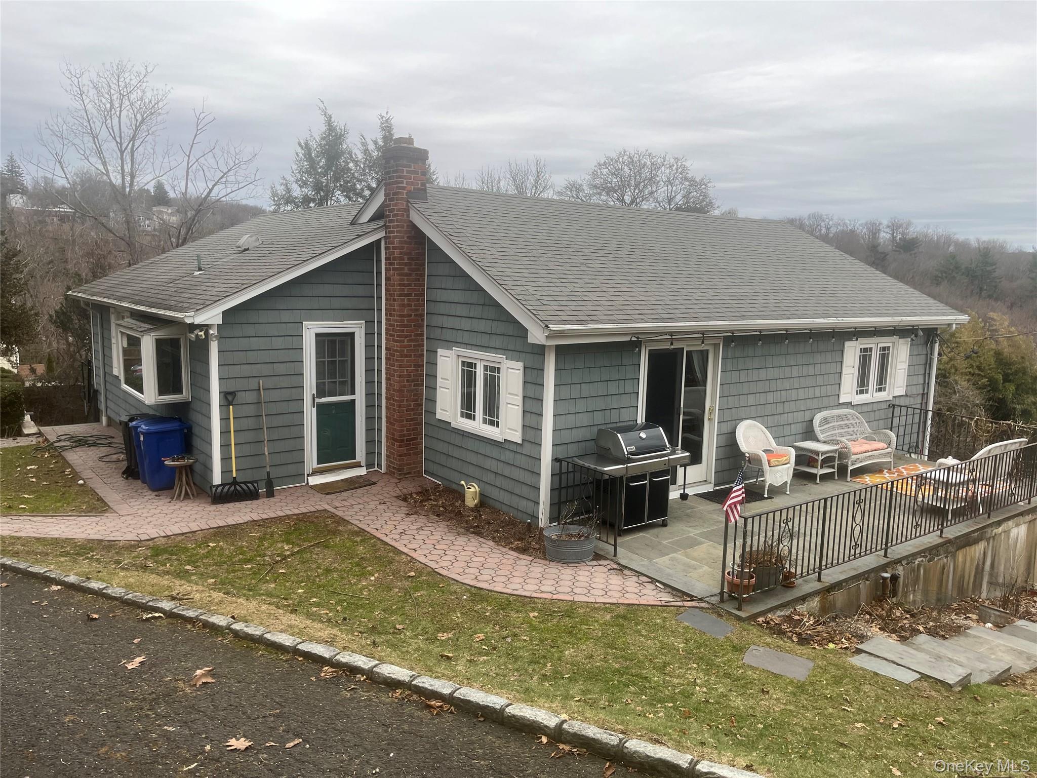 13 Summitt Place, Valhalla, NY 10595