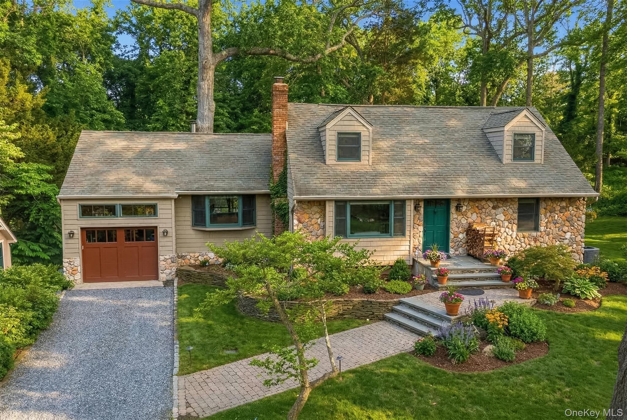 5 Cherrylawn Lane, Northport, NY 11768