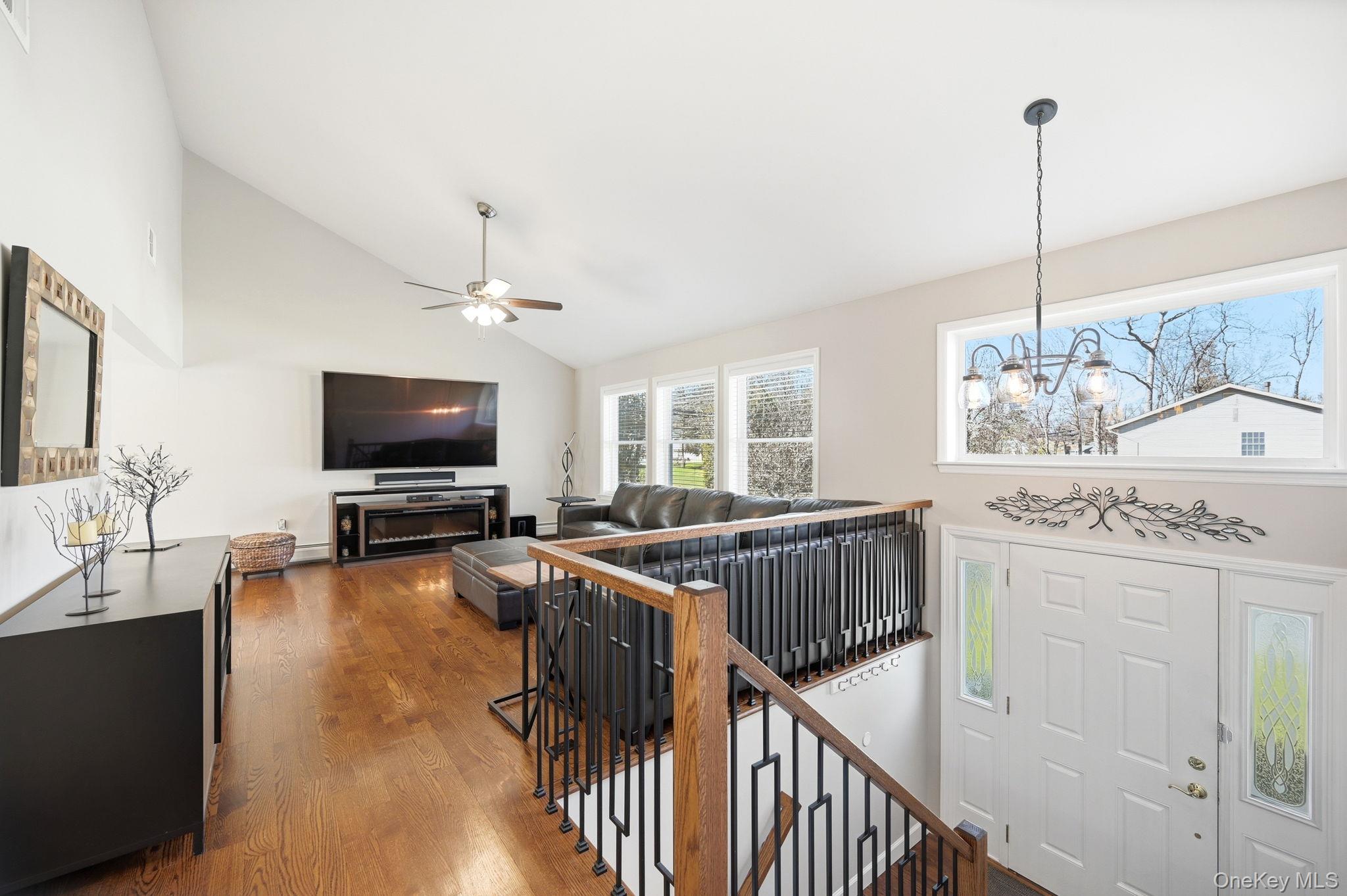 1 Penny Lane, West Nyack, NY 10994