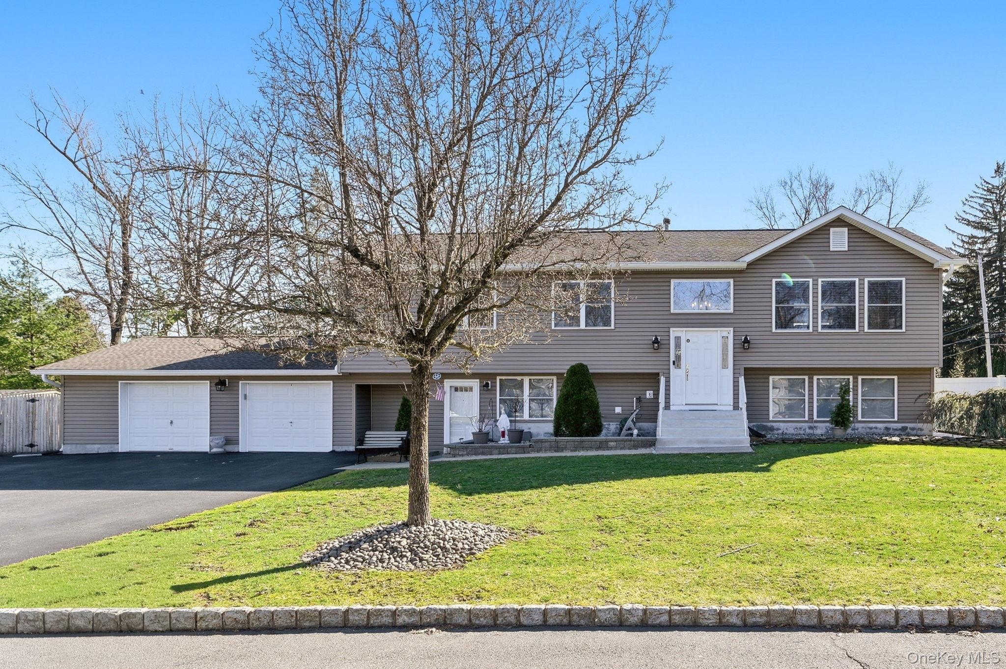 1 Penny Lane, West Nyack, NY 10994