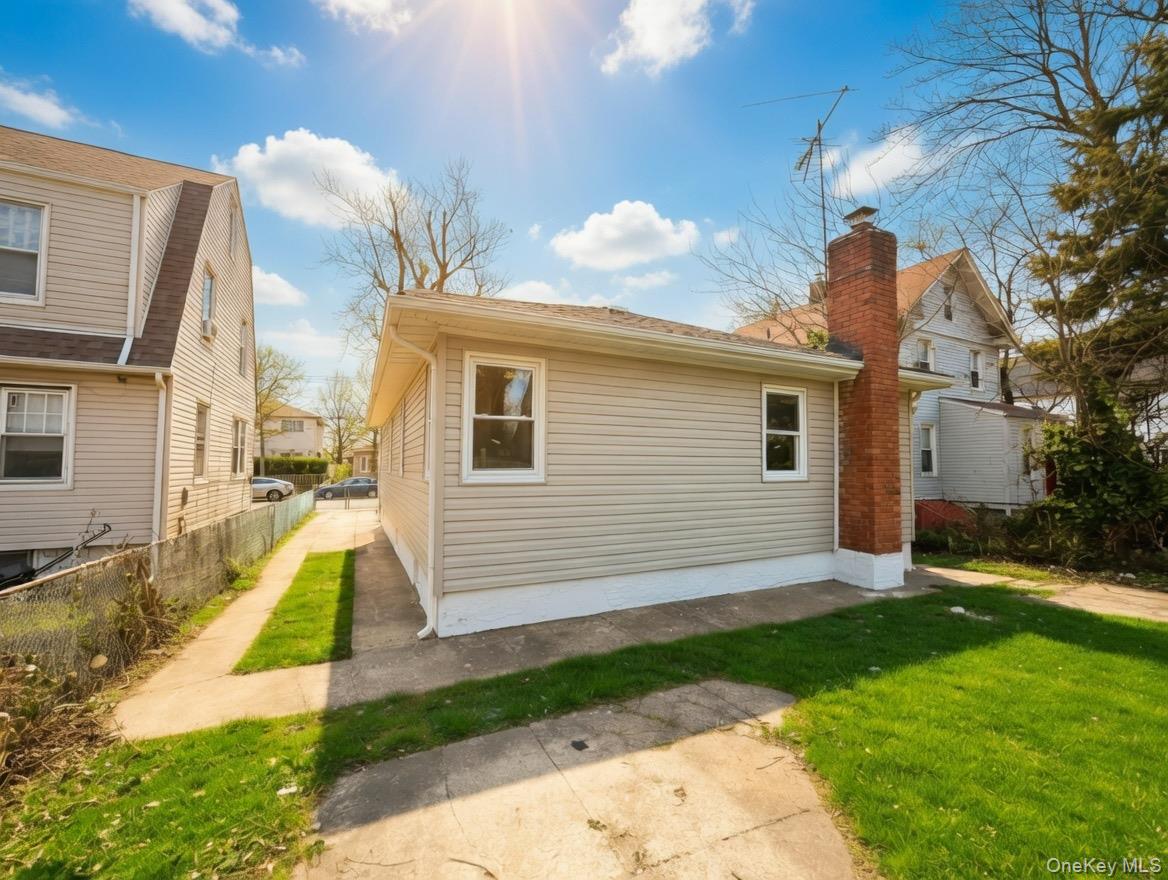 12323 Milburn Street, Springfield Gardens, NY 11413