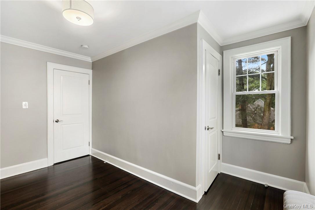 48 Rossmore Avenue, Bronxville, NY 10708