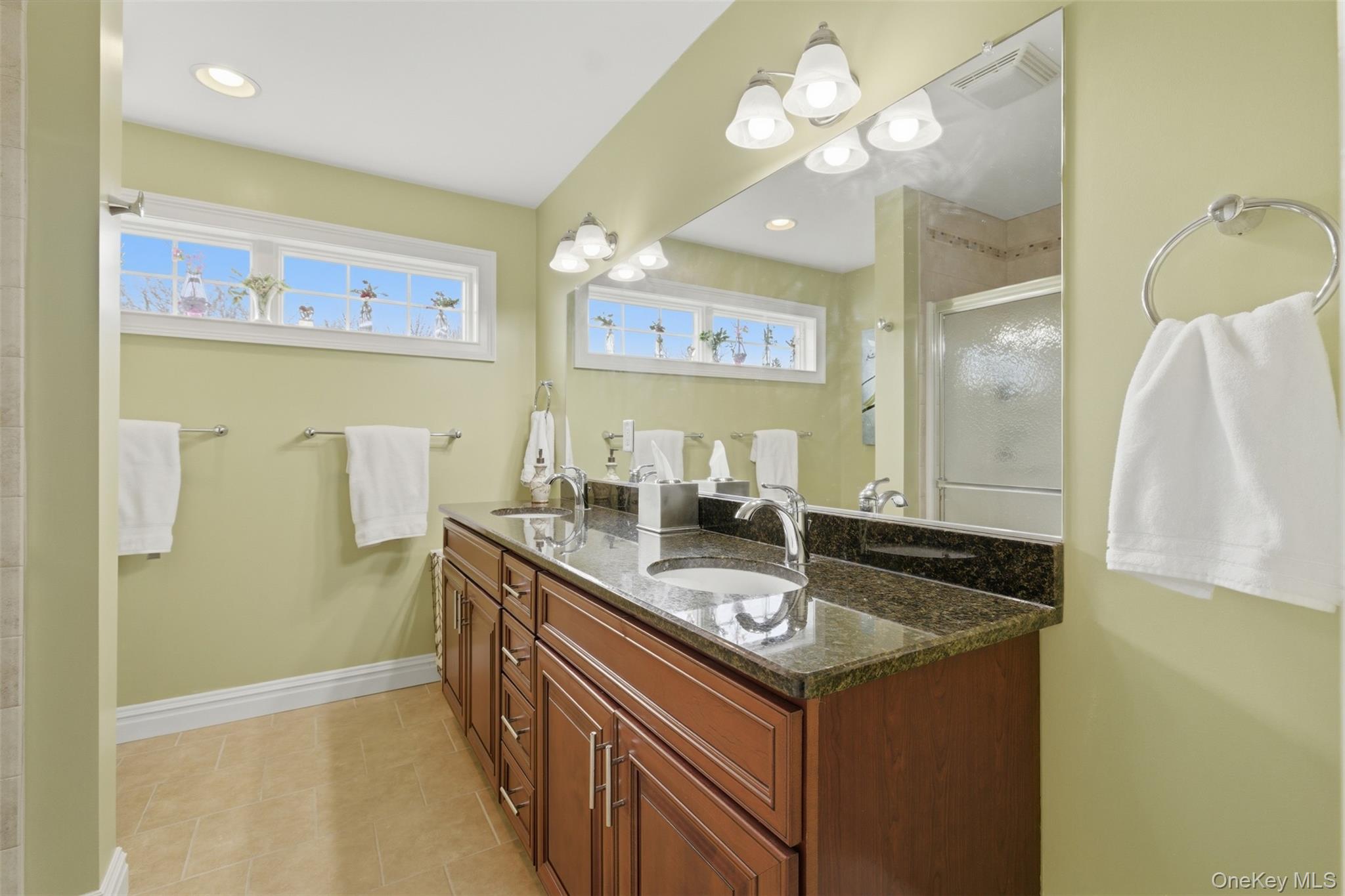 324 Ivy Trail, Rhinebeck, NY 12572