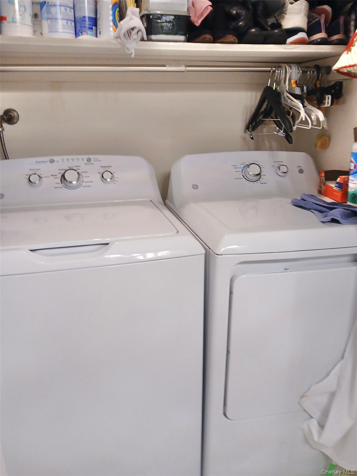 427 Aylesbury Court # A, Ridge, NY 11961