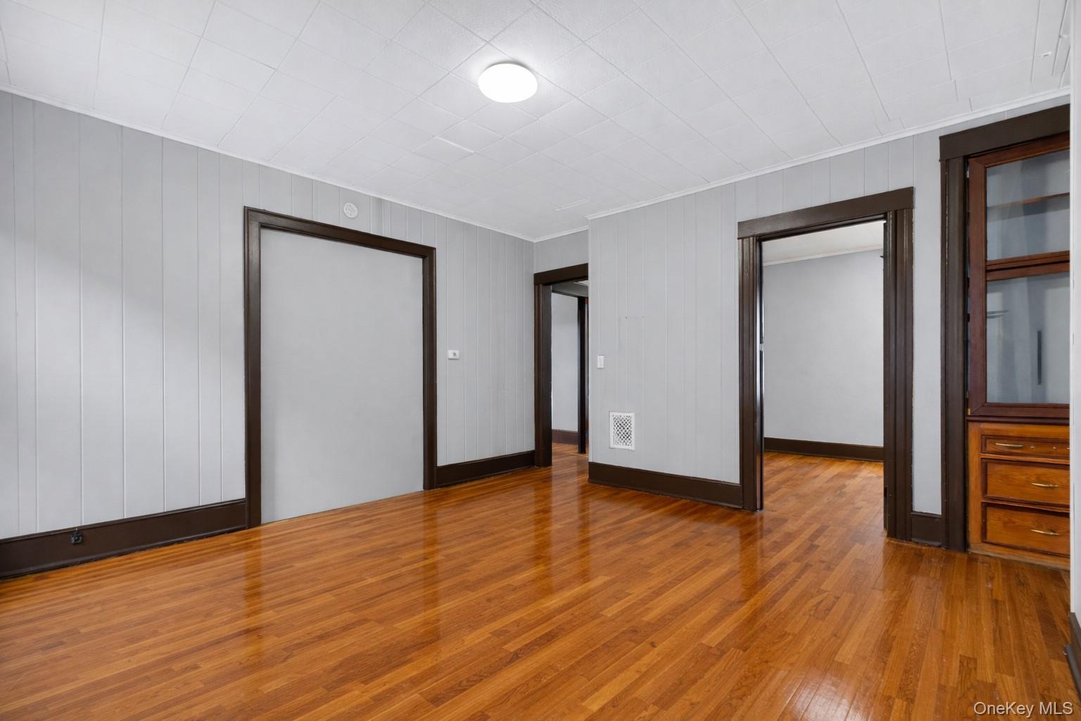 148 Winnikee Avenue # 2, Poughkeepsie, NY 12601