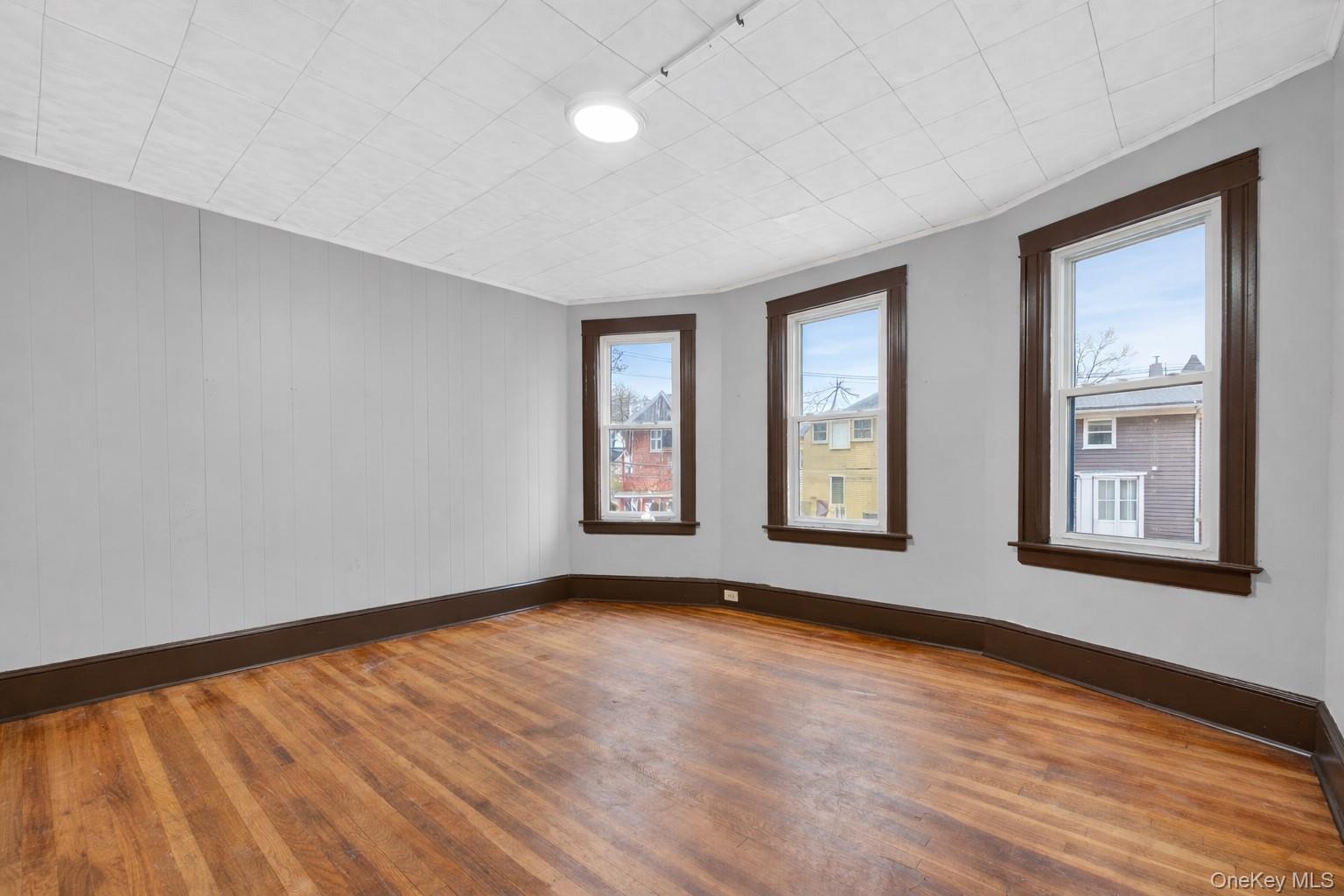 148 Winnikee Avenue # 2, Poughkeepsie, NY 12601