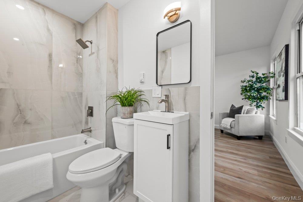 10 S 14th Avenue, Mount Vernon, NY 10550