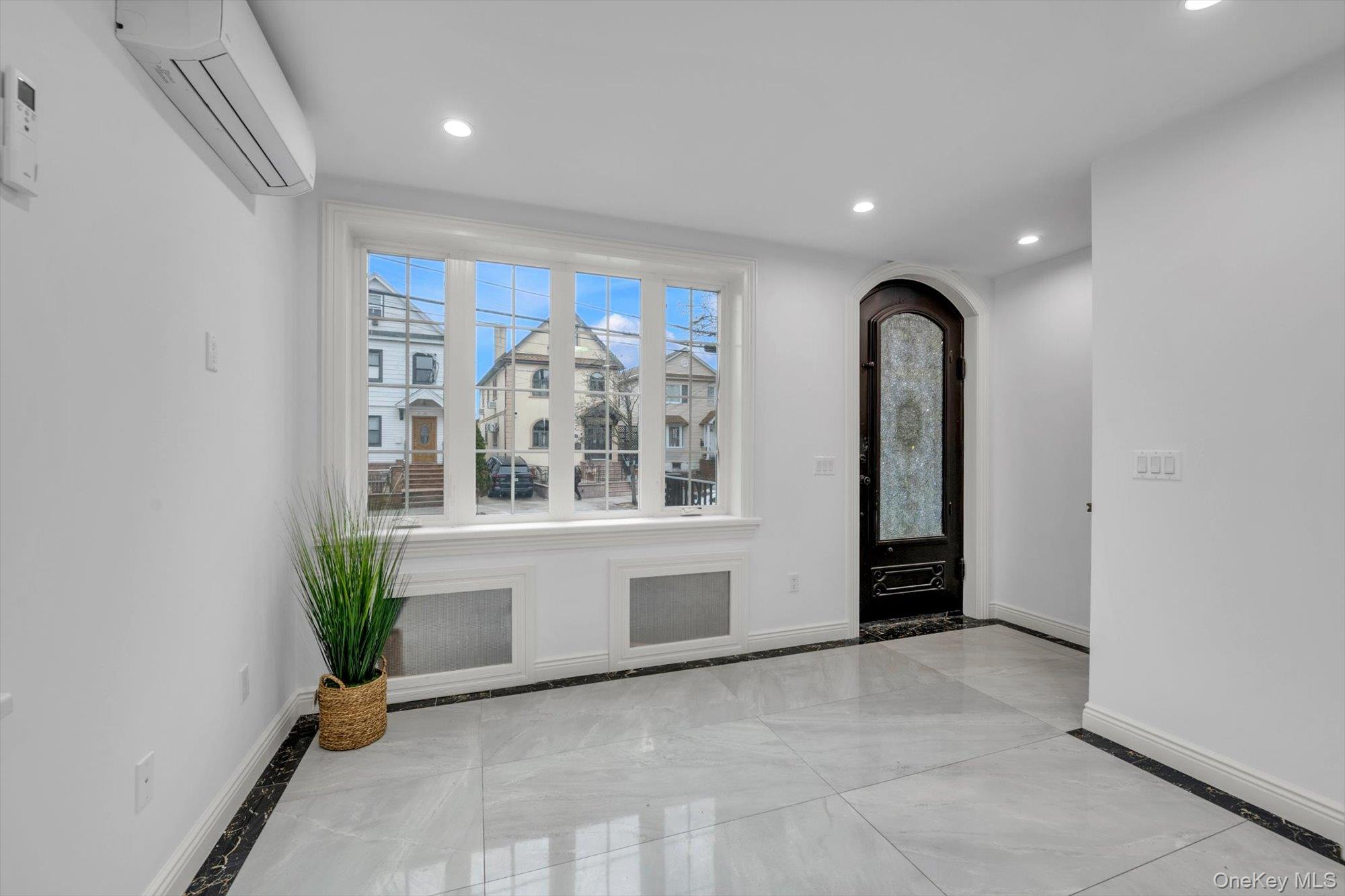 717 College Place, College Point, NY 11356