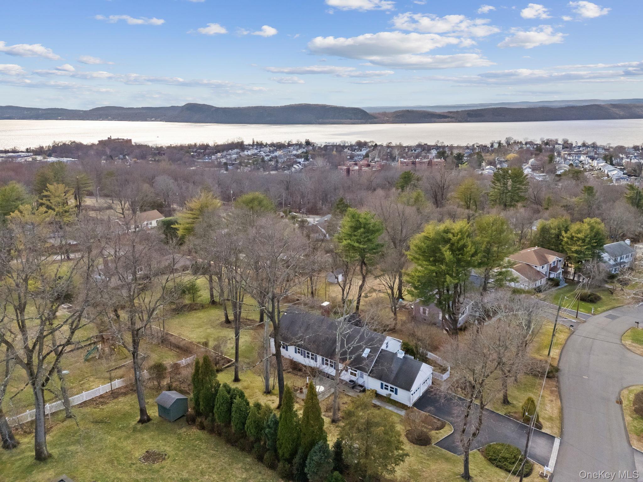 20 Meadow Road, Briarcliff Manor, NY 10510