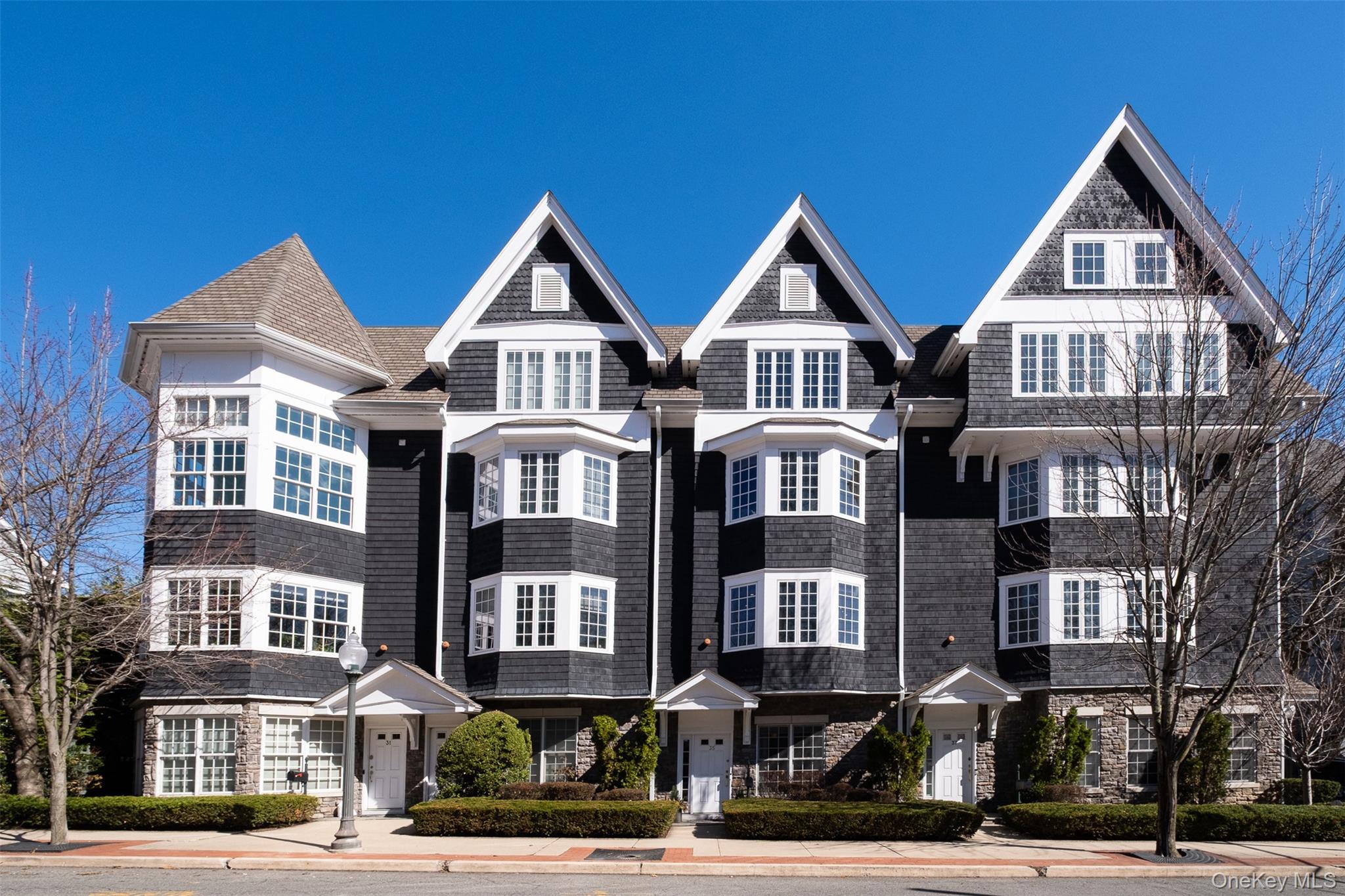 35 1st Street, Pelham, NY 10803