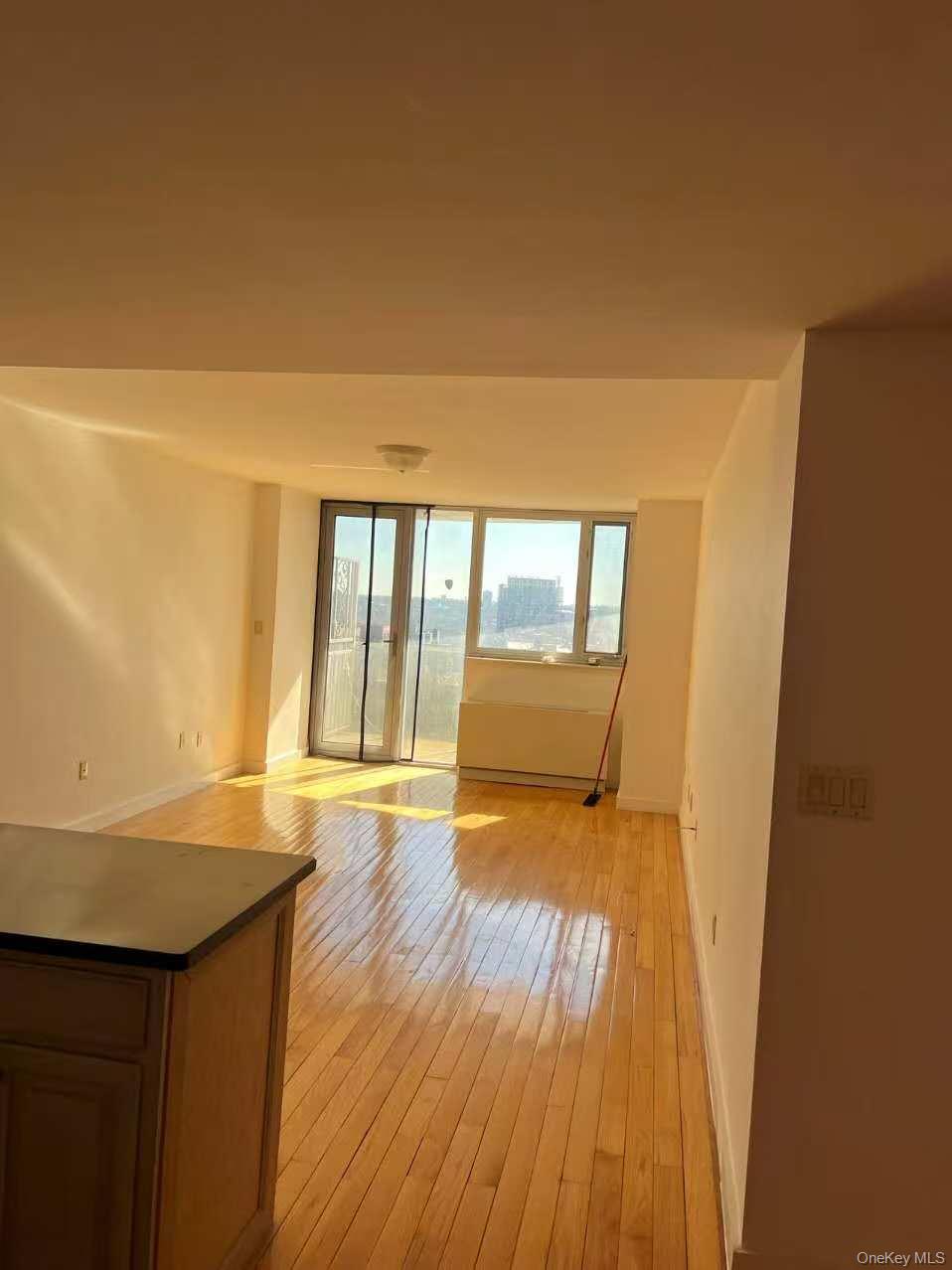 13338 Sanford Avenue # 15E, Flushing, NY 11355