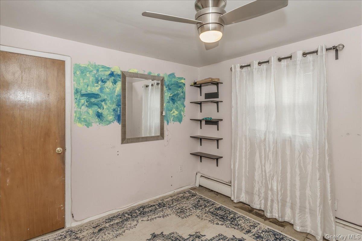 86 Oceanview Avenue, Valley Stream, NY 11581