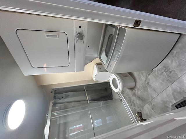 658 SOUND AVE # E-5, Calverton, NY 11933