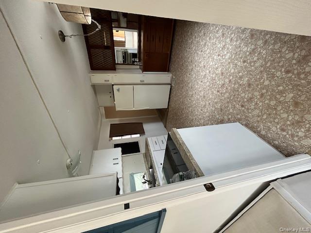 658 SOUND AVE # E-5, Calverton, NY 11933