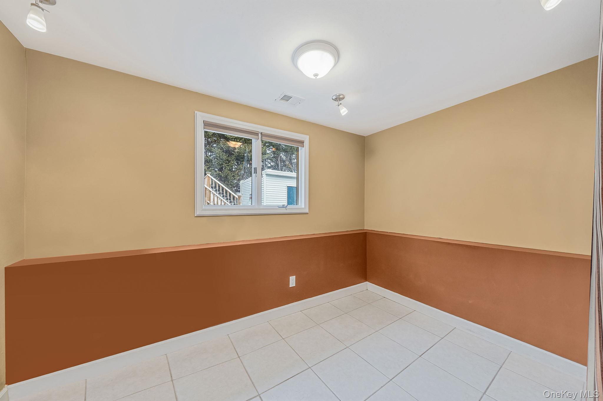 317 Garden City Street, Islip Terrace, NY 11752