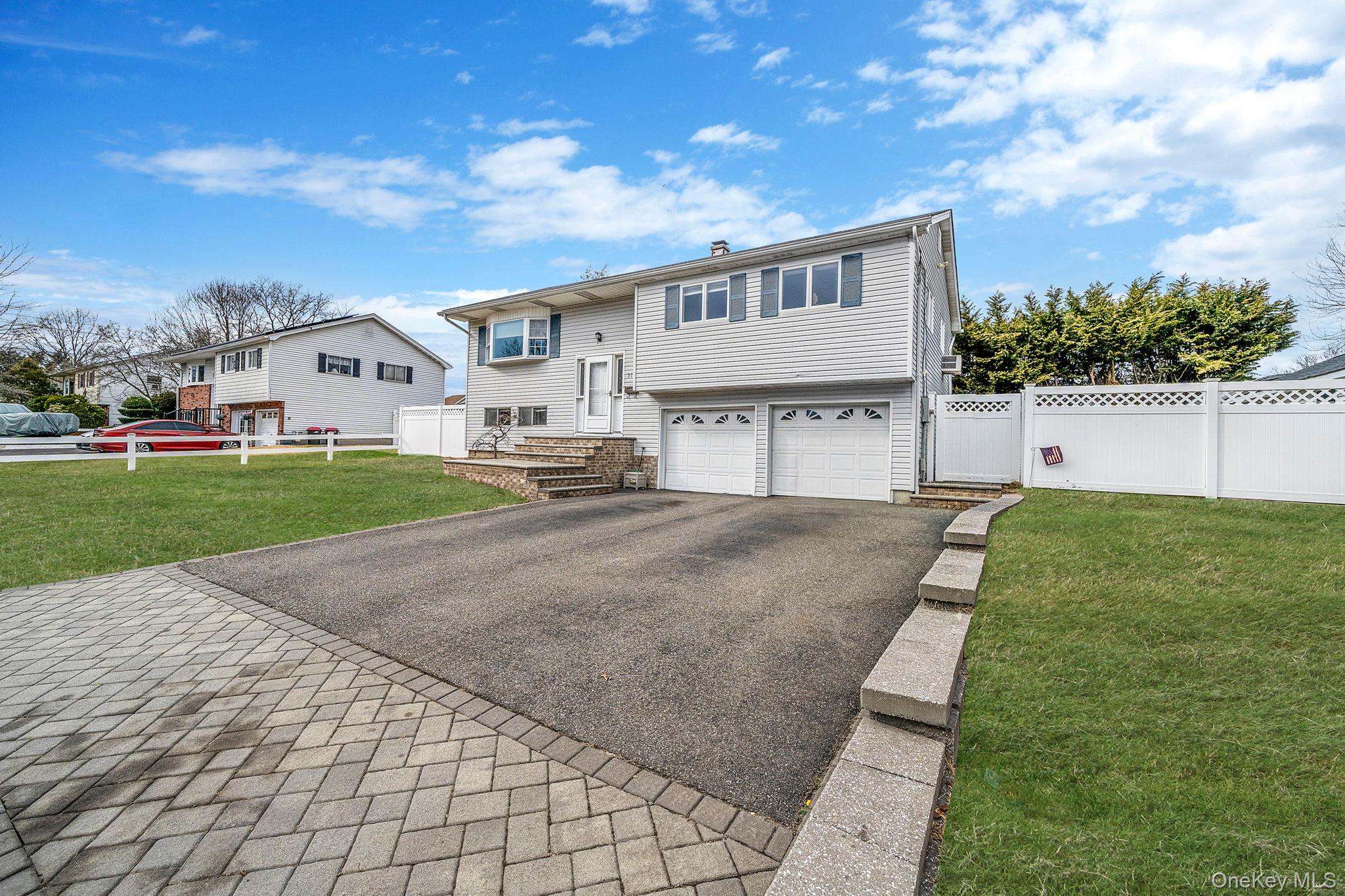 317 Garden City Street, Islip Terrace, NY 11752