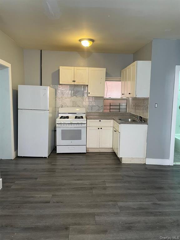 1038 E 224th Street, Bronx, NY 10466