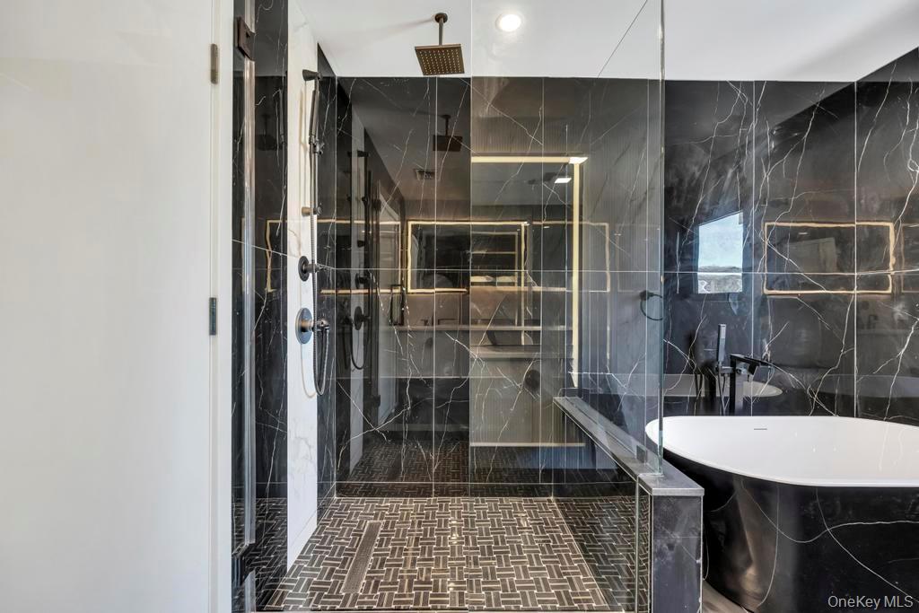 26 Fieldstone Drive, Syosset, NY 11791