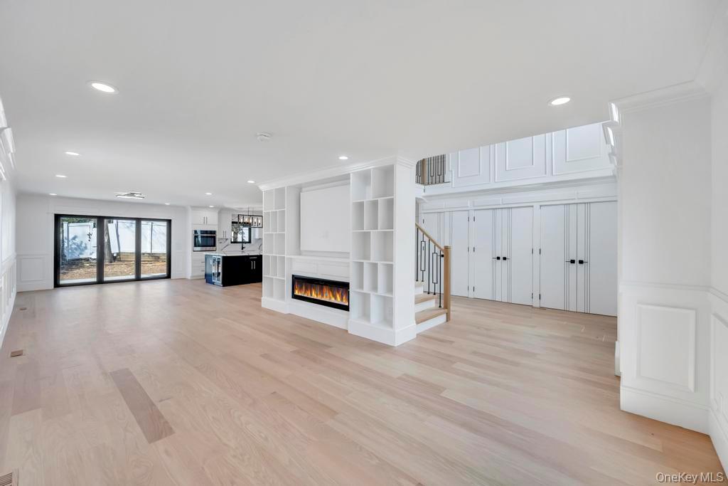 26 Fieldstone Drive, Syosset, NY 11791