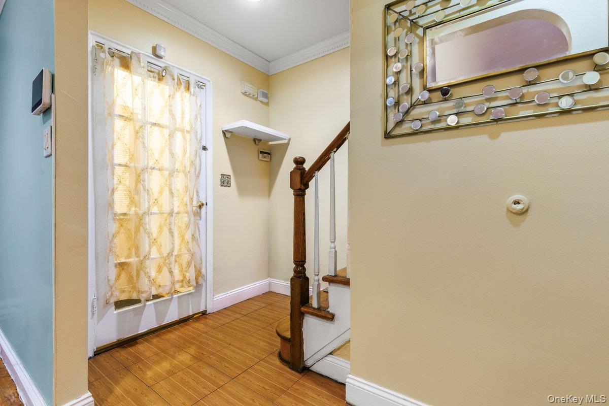 3241 Colden Avenue, Bronx, NY 10469