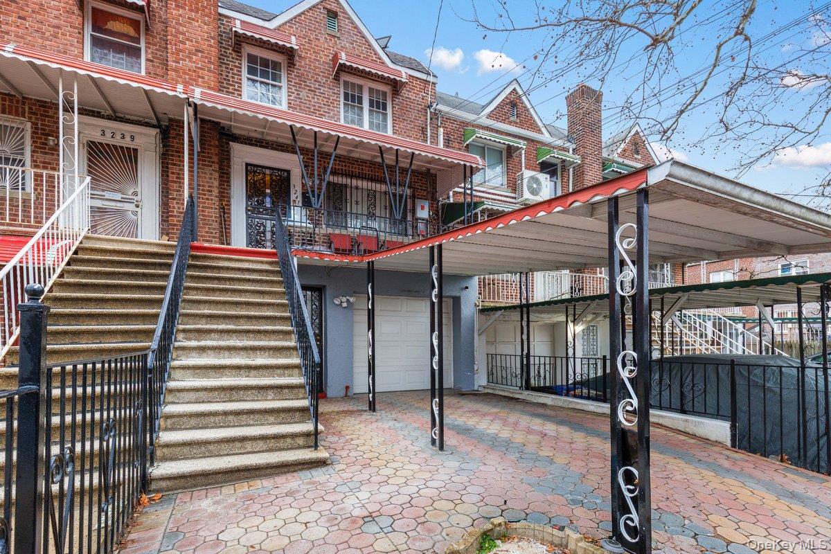 3241 Colden Avenue, Bronx, NY 10469