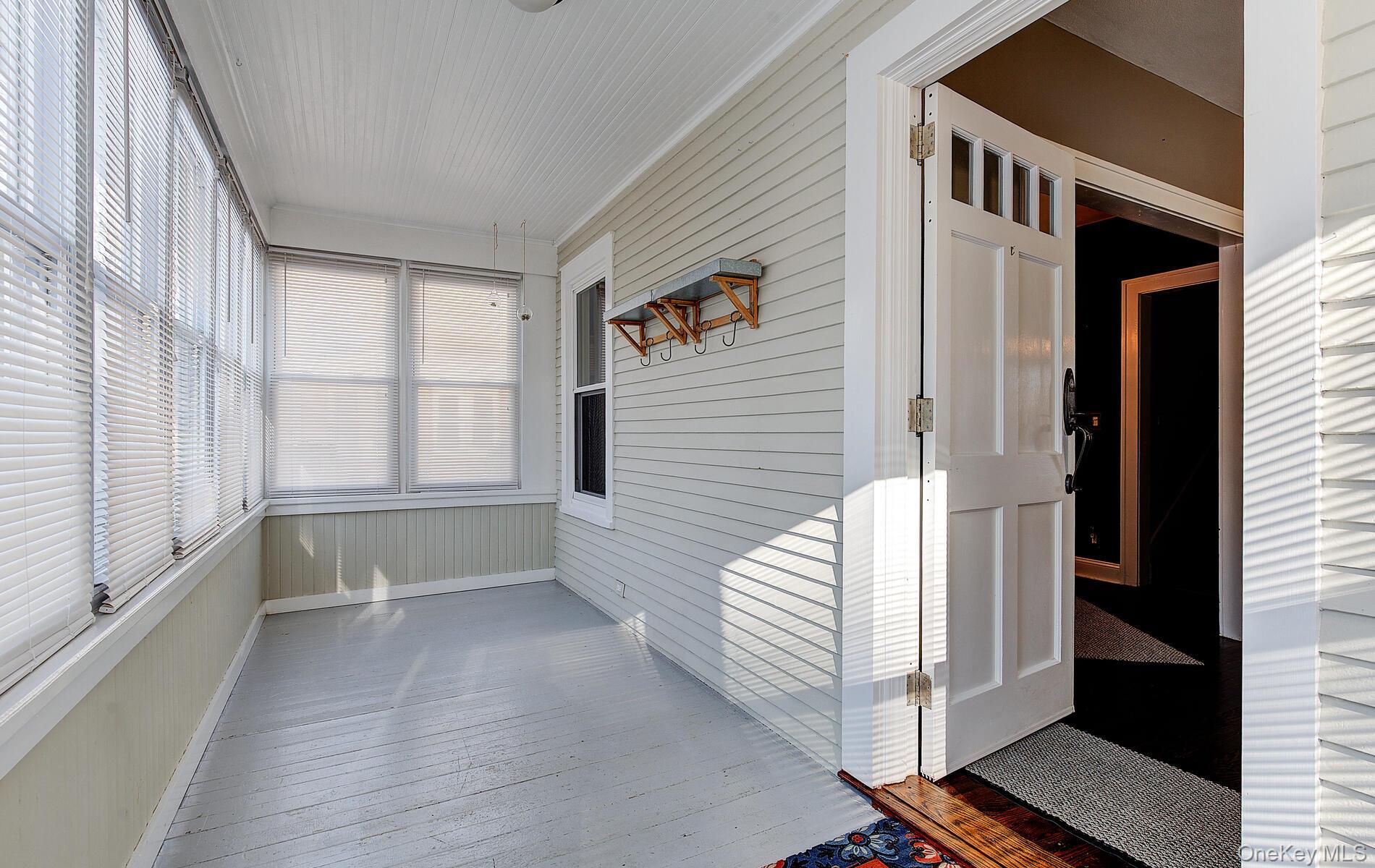 256 Nassau Road, Huntington, NY 11743