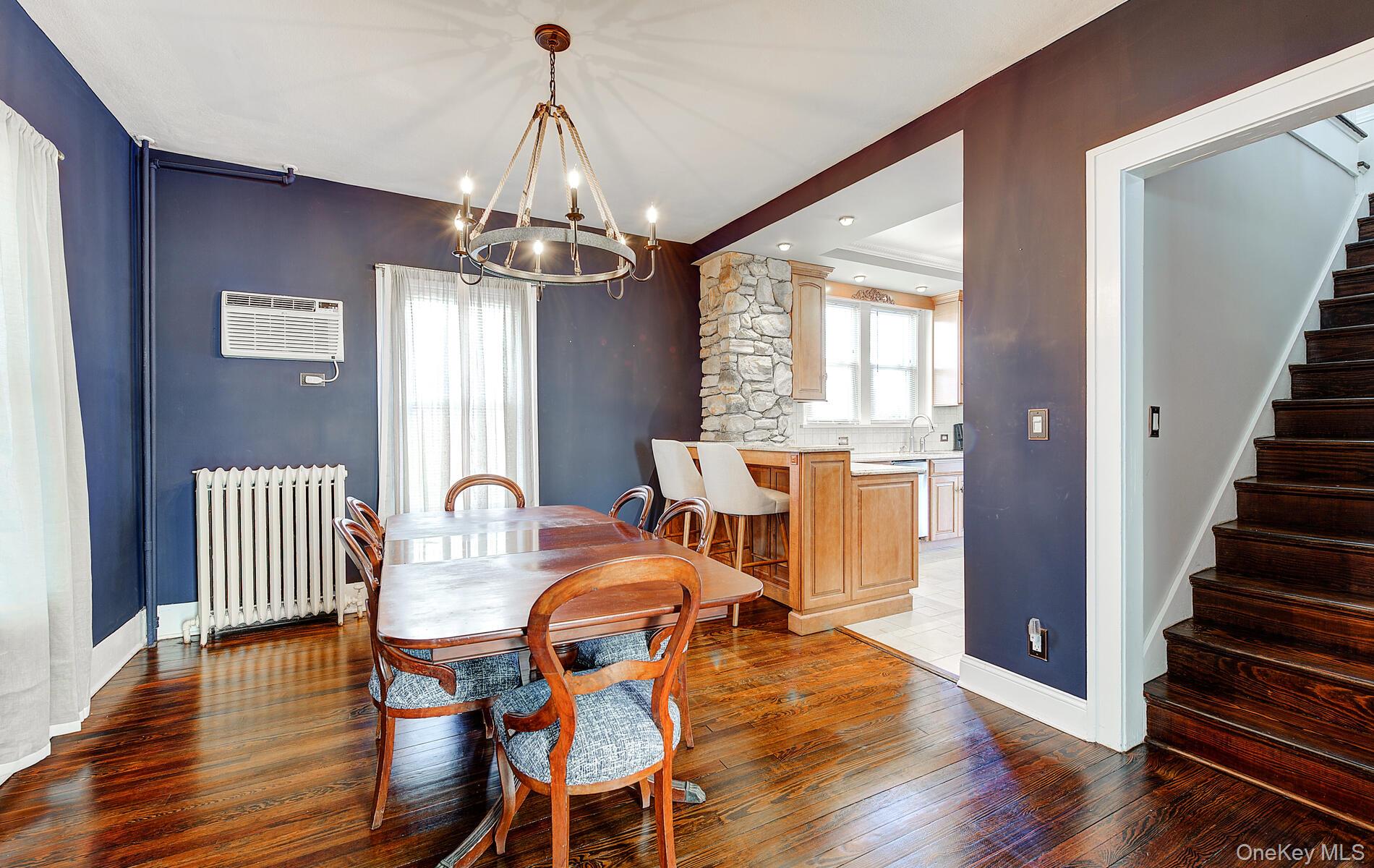 256 Nassau Road, Huntington, NY 11743