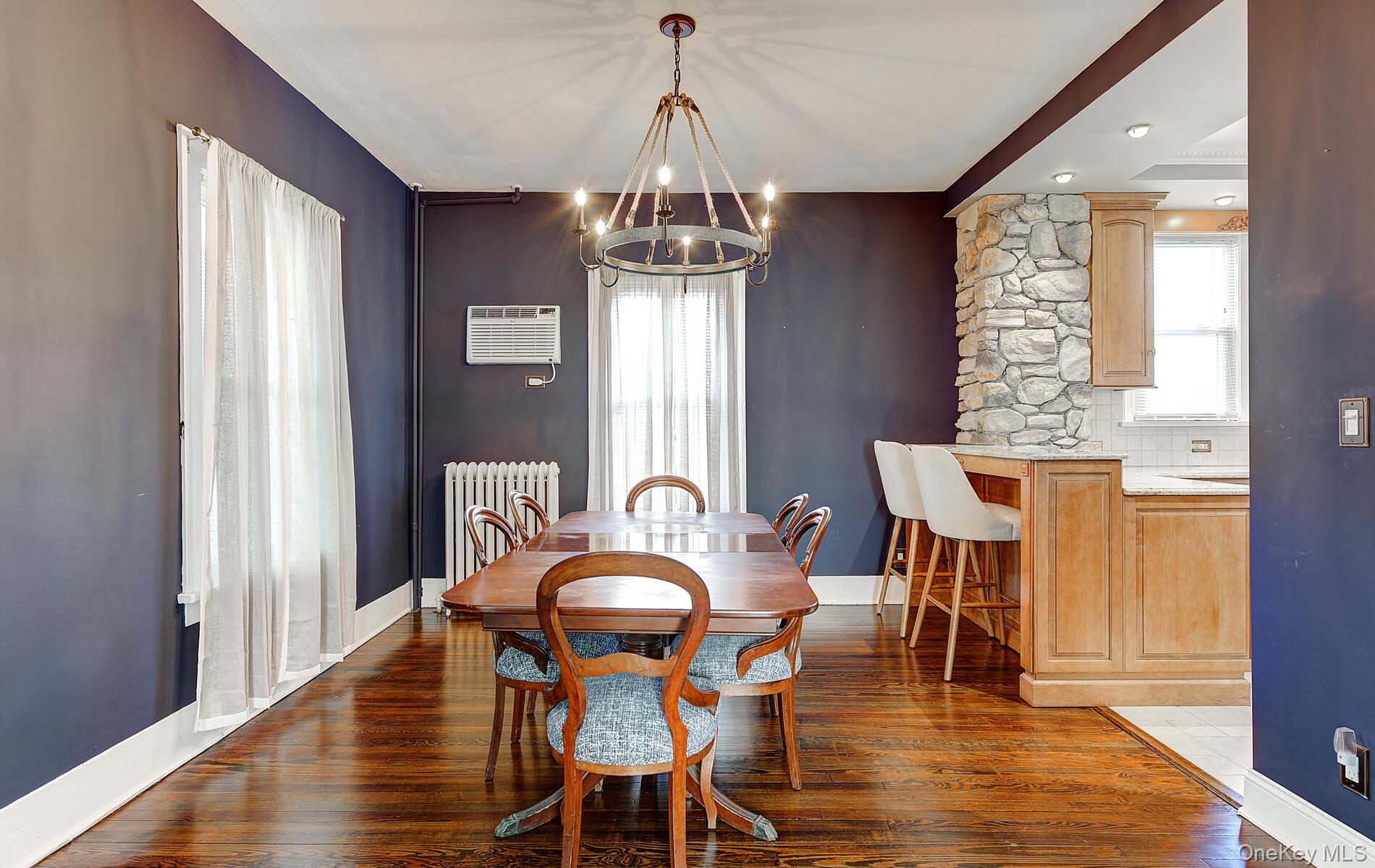 256 Nassau Road, Huntington, NY 11743